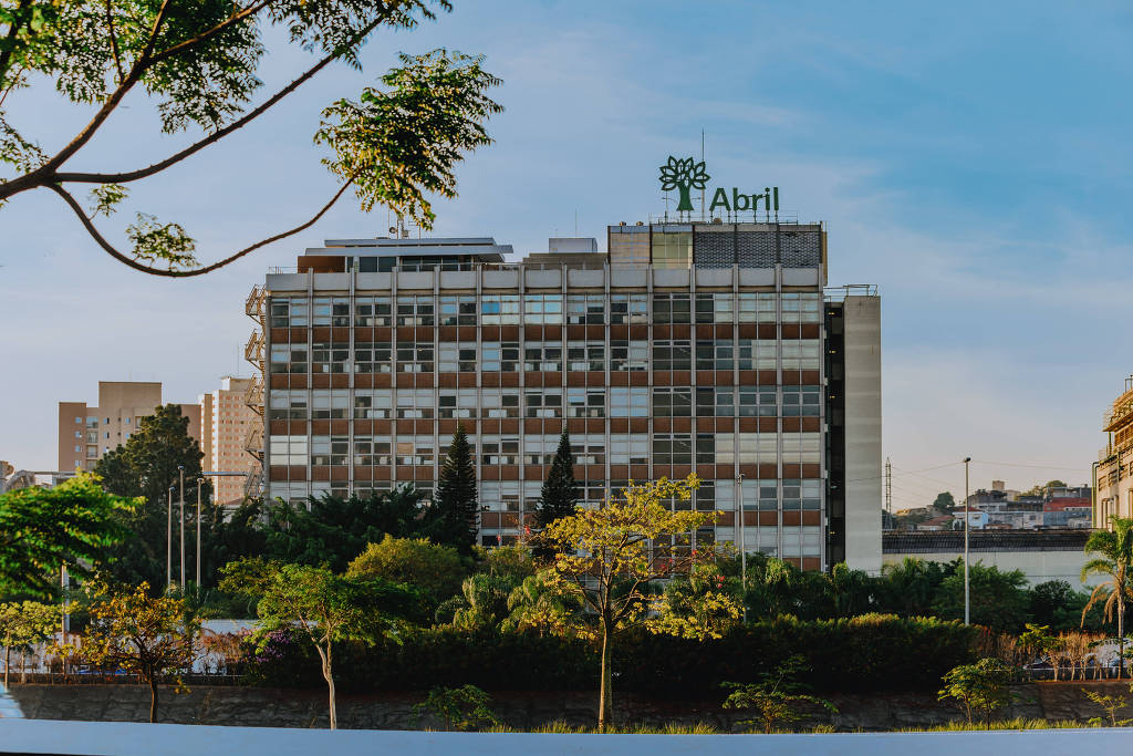 Grupo Abril faz reestruturao, e Mauricio Lima, da Veja,  novo CEO