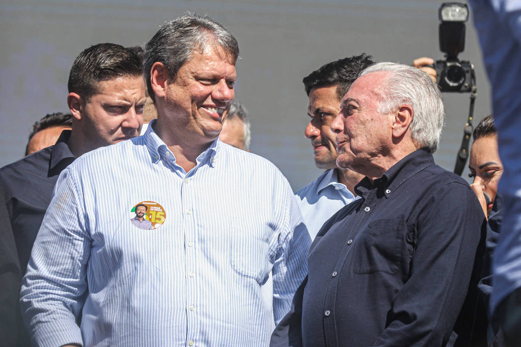 Articulação por candidatura de centro e direita não vai contra Bolsonaro, diz Temer