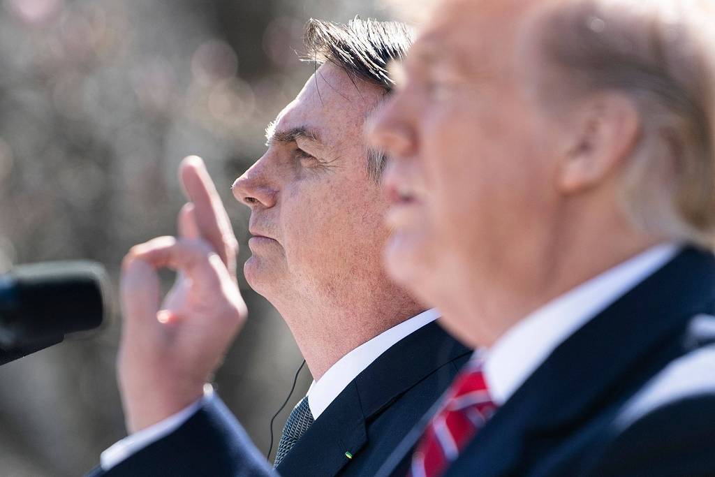 Bolsonaristas admitem desgaste com tarifa de Trump, buscam blindar ex-presidente e culpam Lula