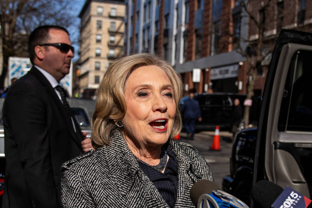 Hillary Clinton se refere a Bolsonaro como 'amigo corrupto' de Trump ao criticar tarifao do presidente americano
