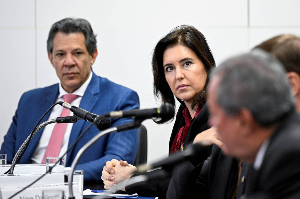 Simone Tebet debate com lderes do PT para ser candidata ao Senado por SP em 2026