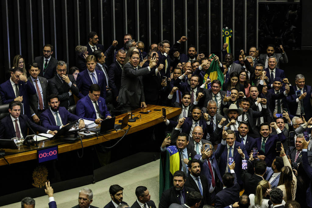De mal a muito pior, por Dora Kramer