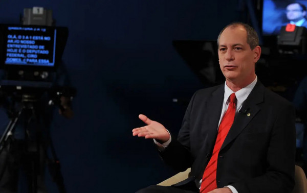 Falta PSDB decidir se Cear ou Braslia: Ciro Gomes vem a