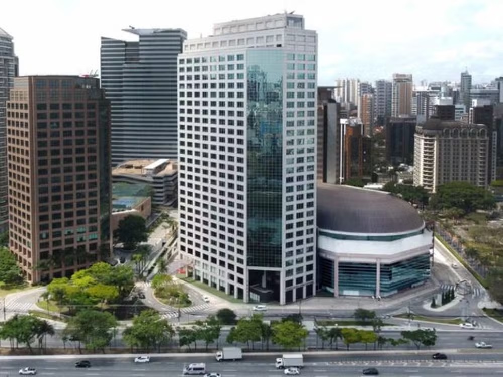 BTG compra participa��o da Leste no WTC e vai assumir controle do complexo
