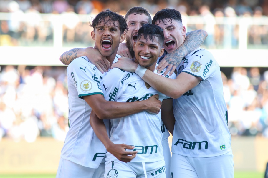 Palmeiras derrota o Santos, e SPFC cai diante do Bahia
