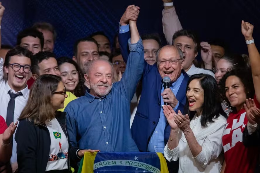 'Dois turnos, dois plebiscitos': leia o artigo de Felipe Nunes, diretor da Quaest