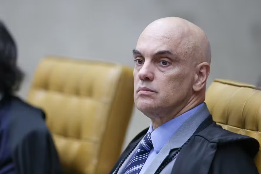 Onde estava e o que fazia Moraes quando recebeu a notcia da sano de Trump contra ele