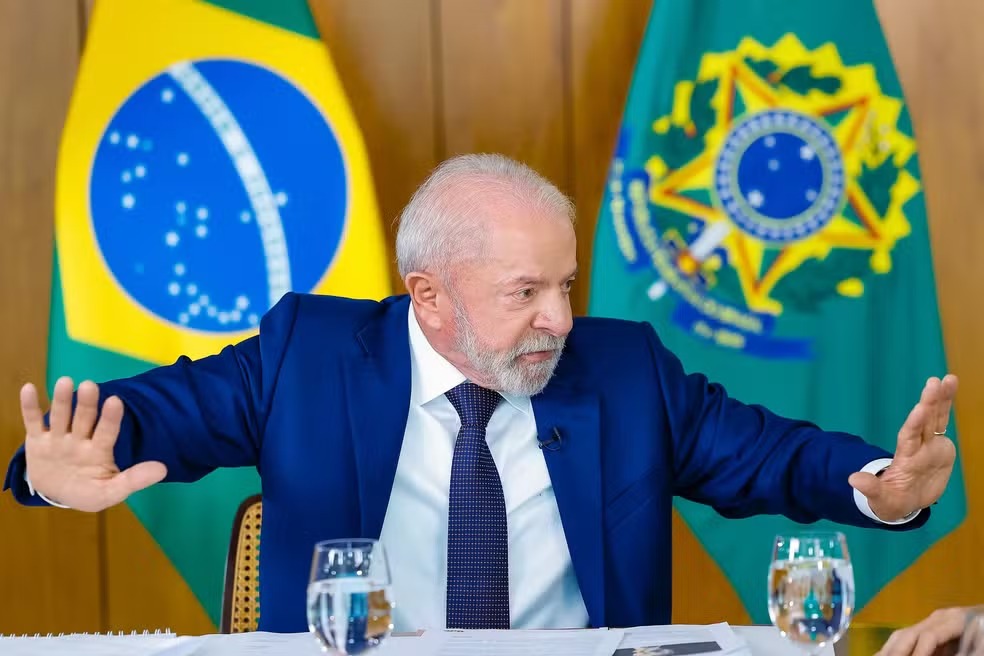 Lula sinaliza a aliados que n�o vai abrir m�o de nova indica��o para o STF ap�s derrota de Messias
