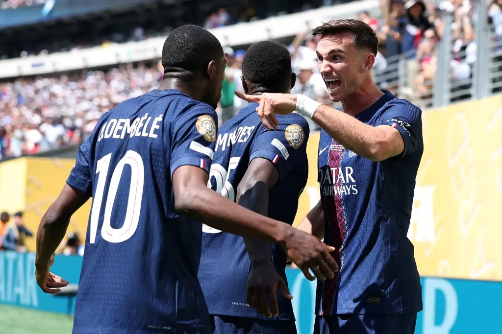 PSG goleia Real Madrid e segue como favorito contra o Chelsea na final do Mundial