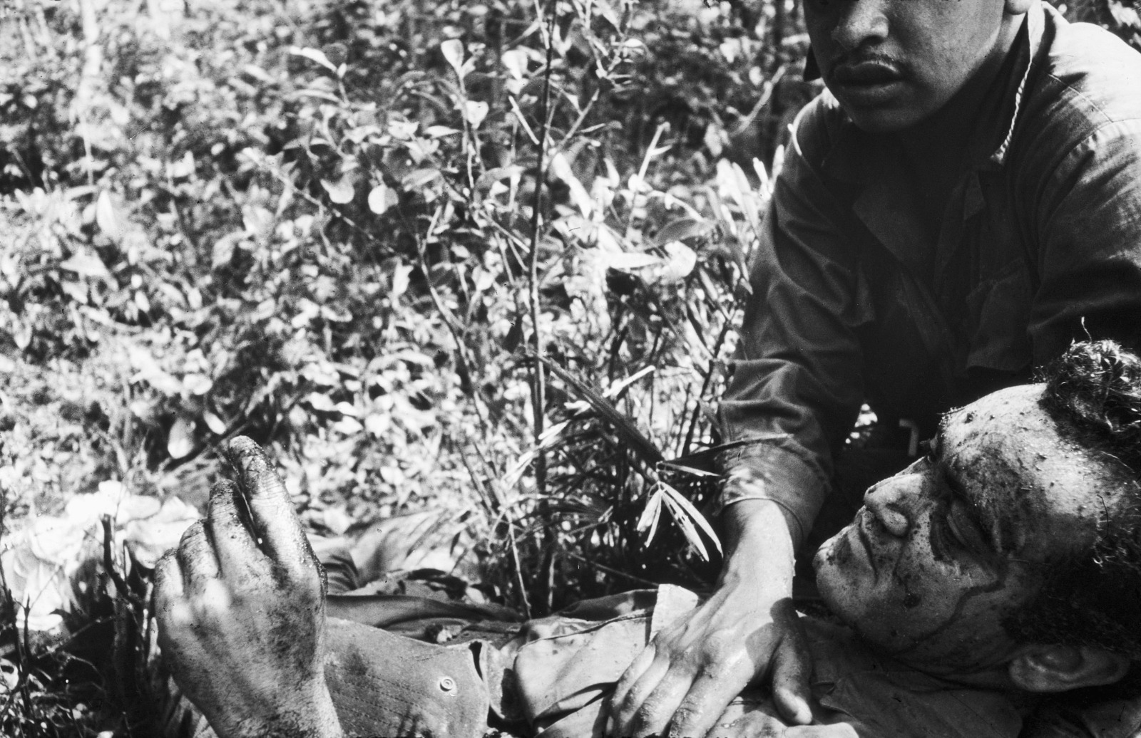 Mostra ''O Gosto da Guerra'' traz imagens do Vietn e de outros conflitos