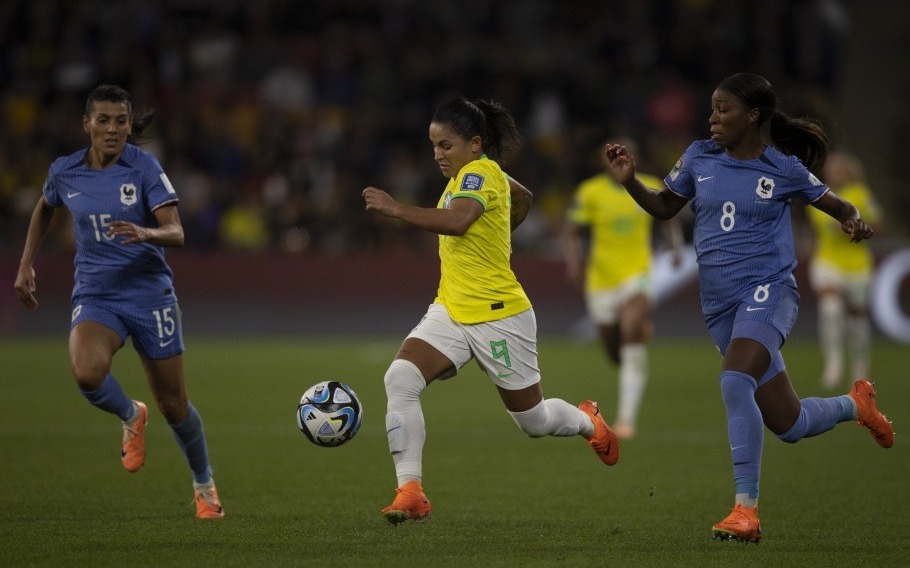 França impõe a primeira derrota para seleção brasileira na Copa Feminina