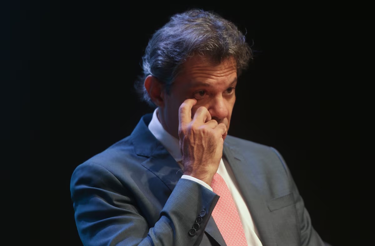 O que resta politicamente a Haddad - e por que ala do PT quer ele no 'sacrifcio' em 2026