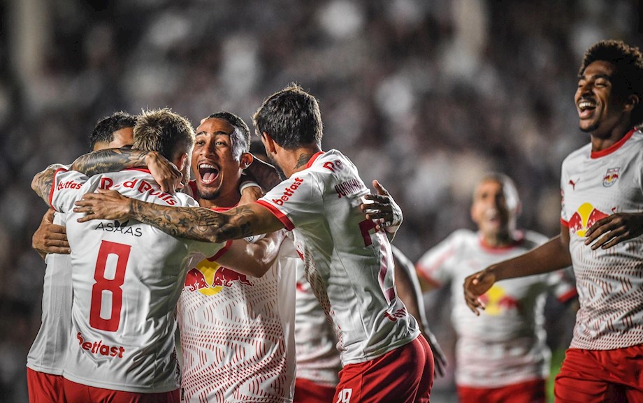 Bragantino vence, assume liderana do Brasileiro e aguarda jogo do Palmeiras hoje