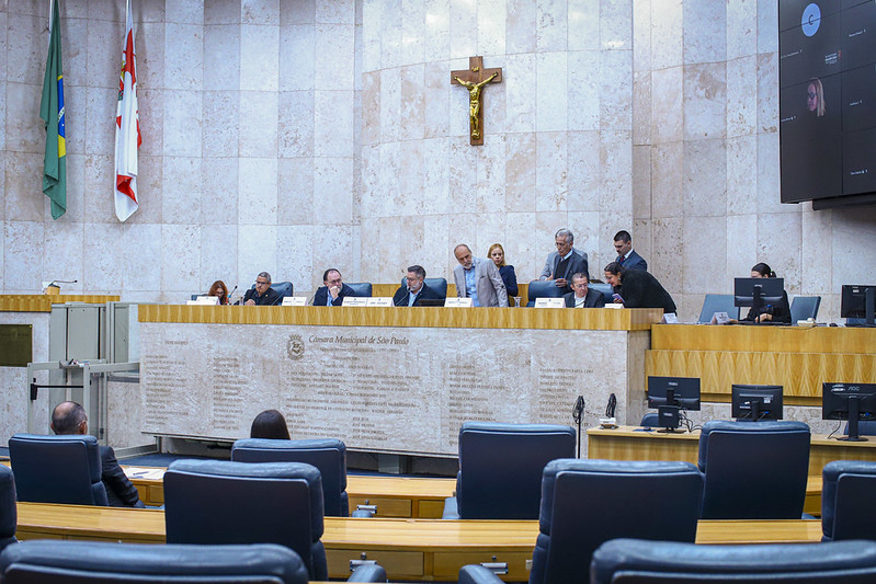 Nova administra��o do Jockey Club presta depoimento � CPI e critica gest�o passada