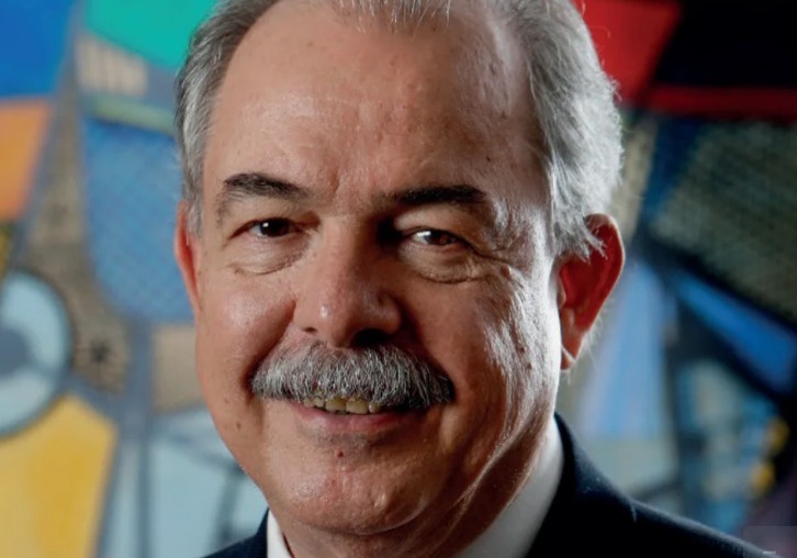 Aloizio Mercadante é eleito Personalidade Econômica de 2025 pelo Sistema Cofecon/Corecons