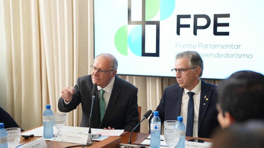 Empresrios pedem que Alckmin 'troque' Lula pelo governo de SP