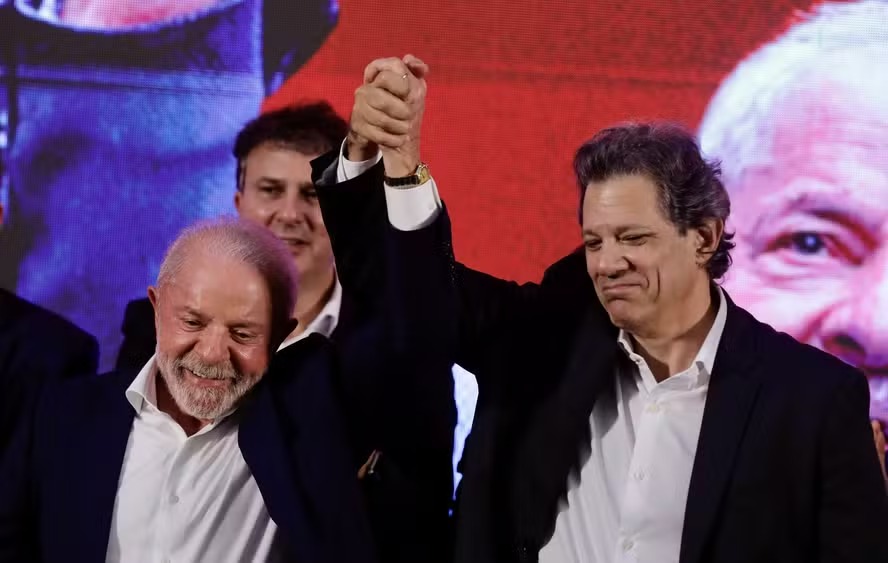 Em nome do 'pai': Haddad e as miss�es espinhosas de Lula
