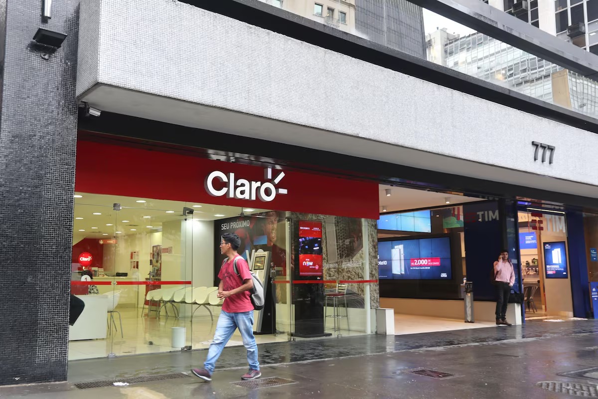 Claro e Desktop esperam fechar aquisio ainda neste ano