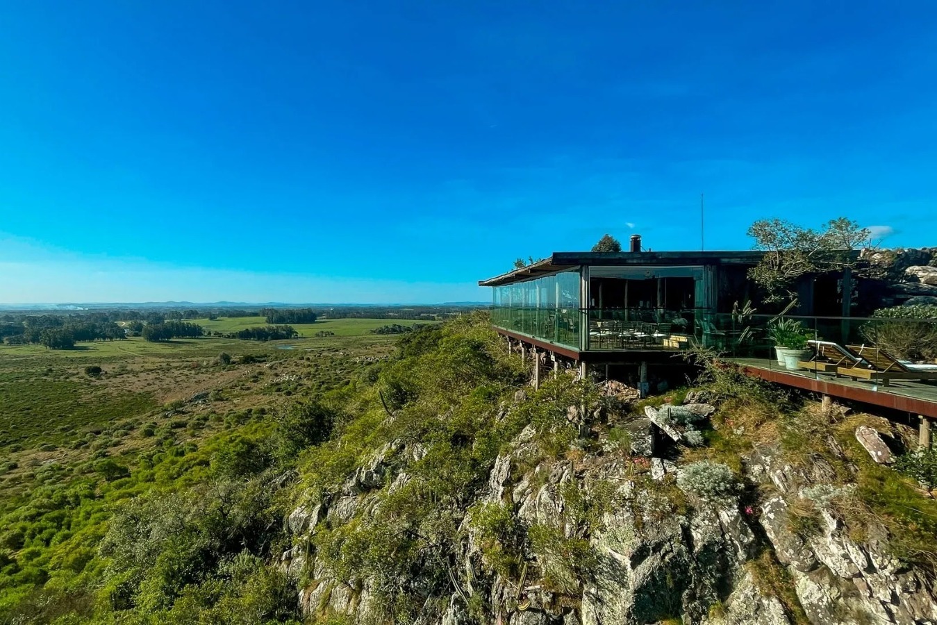O guia proibido de Punta, por Josette Goulart e Marcelo Chello*