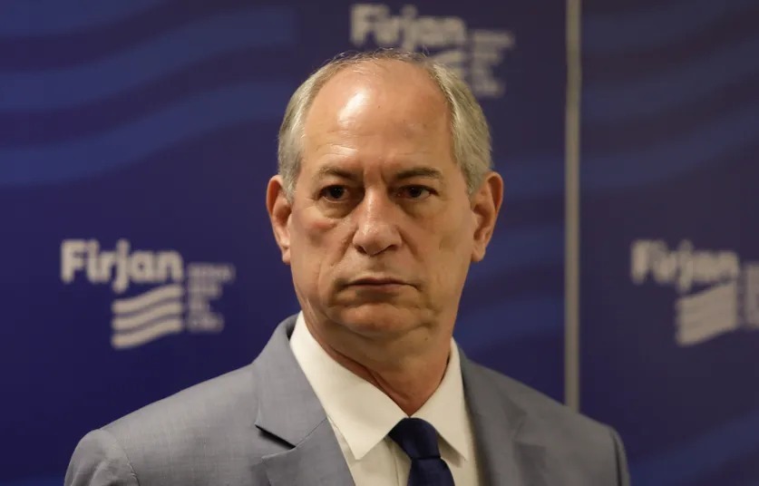 Aliados de Ciro Gomes articulam sada do PDT, que j sofreu debandada do grupo de Cid