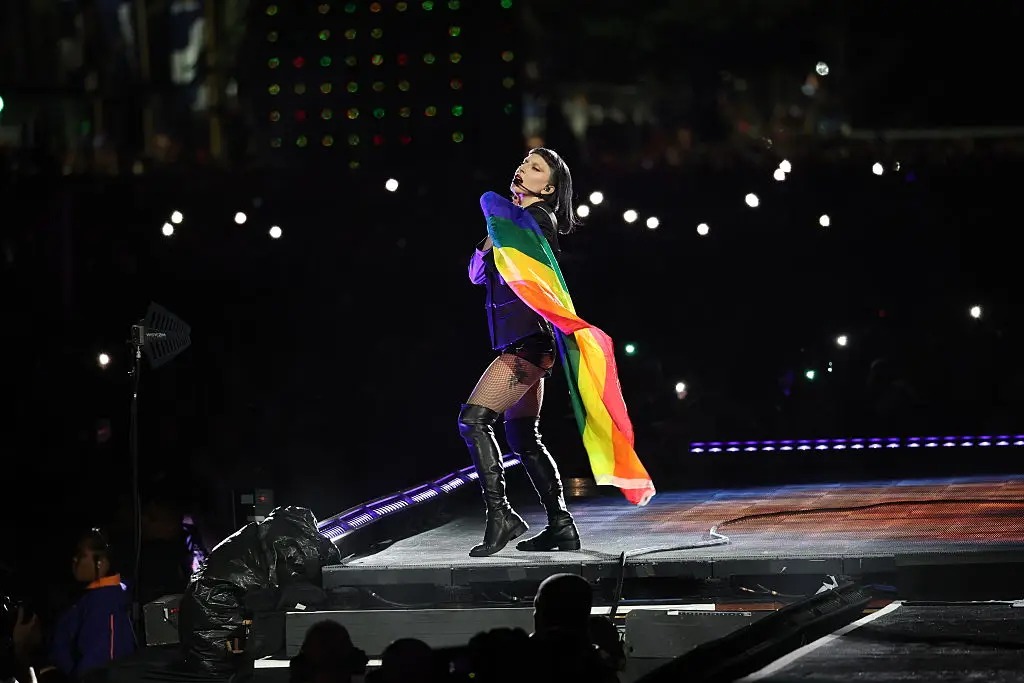 Plano de ataque a bomba em show da Lady Gaga visava matar crianas e LGBTs