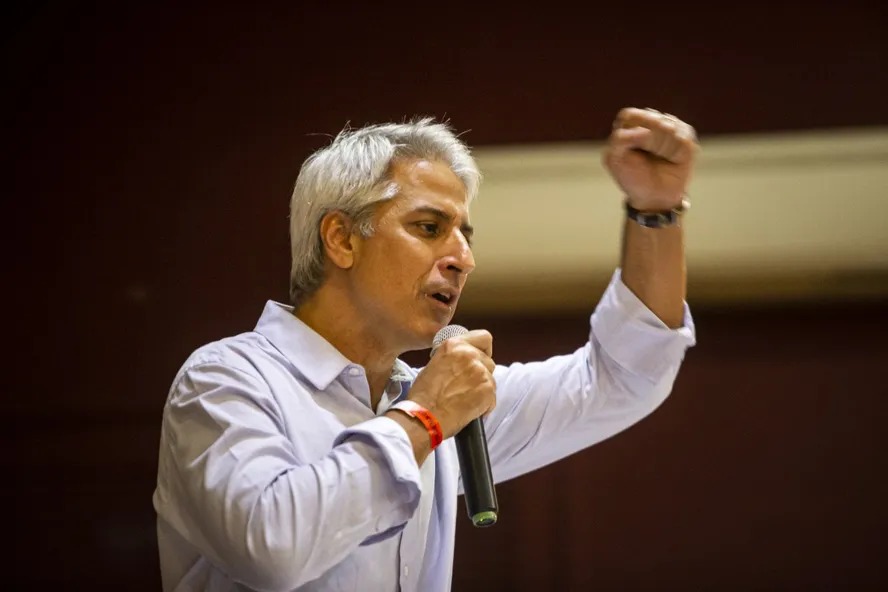 'Jogo Poltico': A imploso da candidatura Molon ao Senado com a ADPF das Favelas e a crise no PSB do Rio ps-Alemo