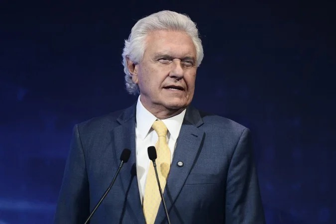 Caiado diz que candidatura de Flávio Bolsonaro está 'afundando'