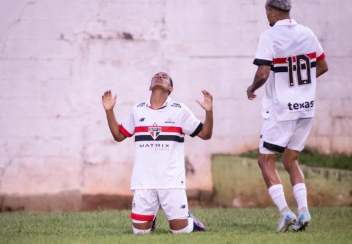 So Paulo faz 7 x 0 no Picos, do Piau, e garante vaga na segunda fase da Copinha