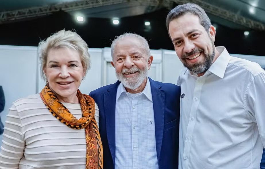 Eleições SP: Boulos vai intensificar agendas com Marta Suplicy em busca de votos de baixa renda