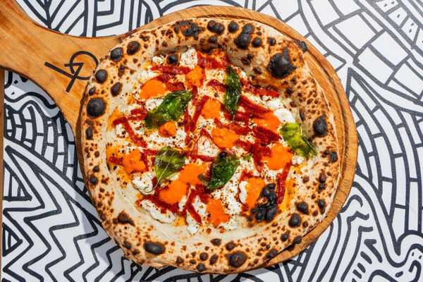 Dia da Pizza: cidade de So Paulo produz quase 4 'redondas' por segundo e abriga pizzaiolos brasileiros mais premiados