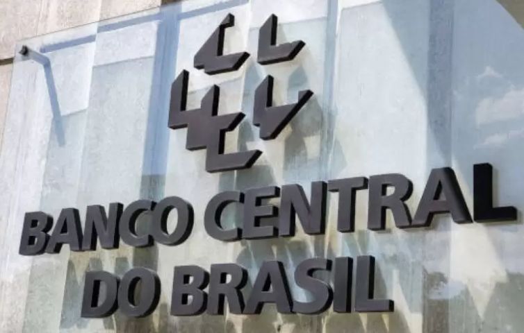 Bancos centrais confirmam previsões das taxas de juros no Brasil e EUA