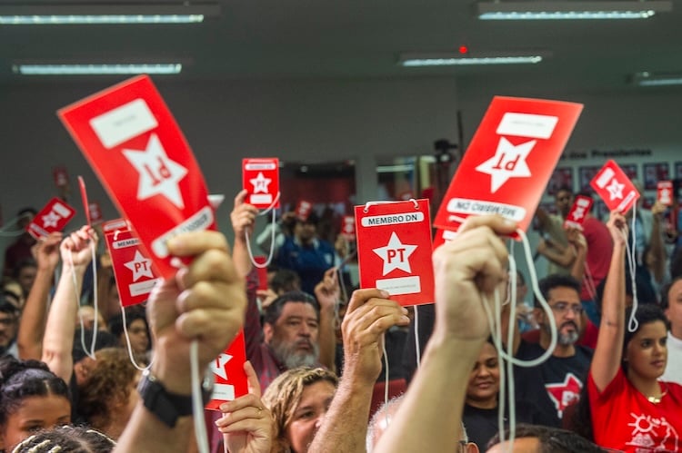 PT define nova executiva com predomnio da CNB, mira reeleio de Lula e denuncia avano do fascismo de Trump