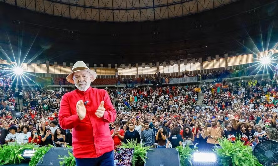 De olho em 2026, Lula faz aceno s mulheres e defende investir em educao mesmo que 'Faria Lima reclame'