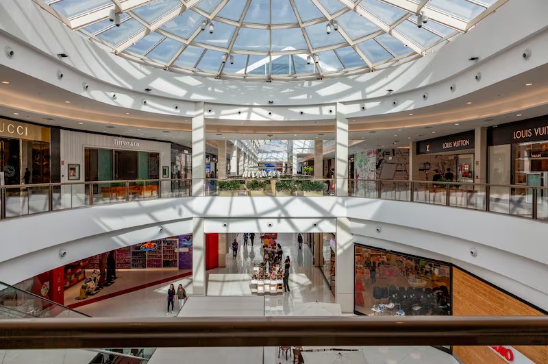 Fundo espanhol compra 4,5% da Iguatemi e diz que s� sai quando mercado reconhecer valor