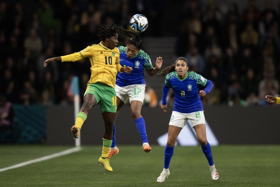 Brasil empata com a Jamaica: fim do sonho da Copa do Mundo Feminina