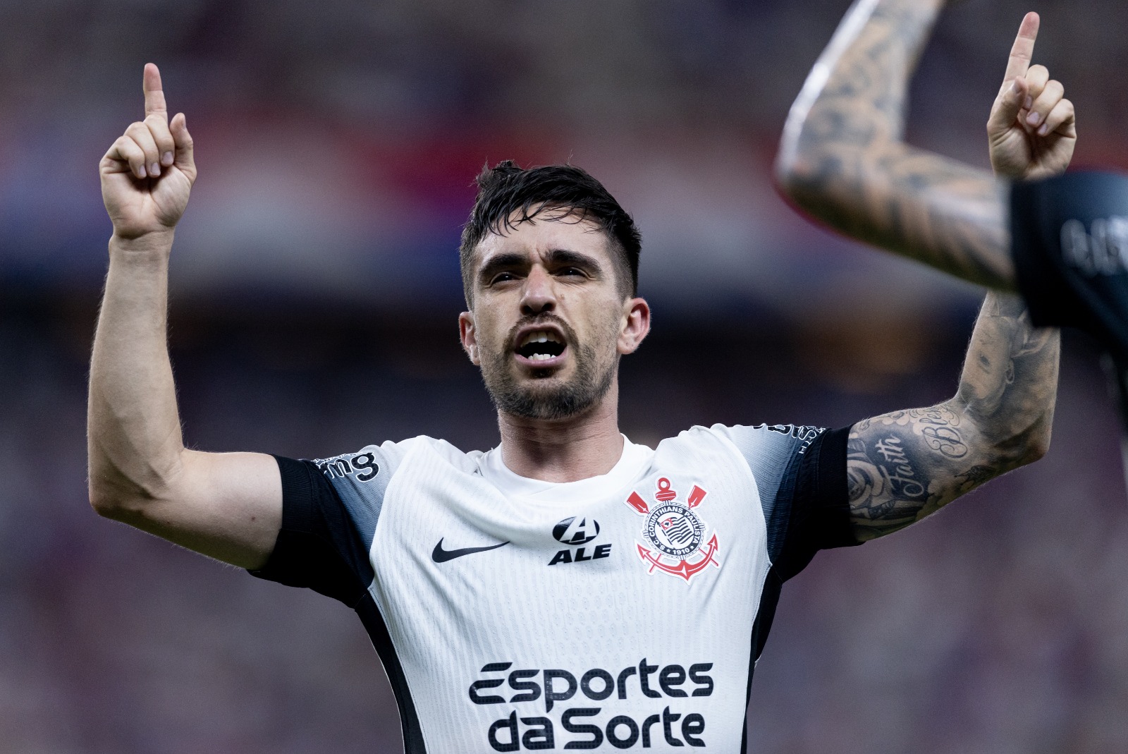 Corinthians bate Fortaleza e sai com vantagem nas quartas de final da Sul-Americana