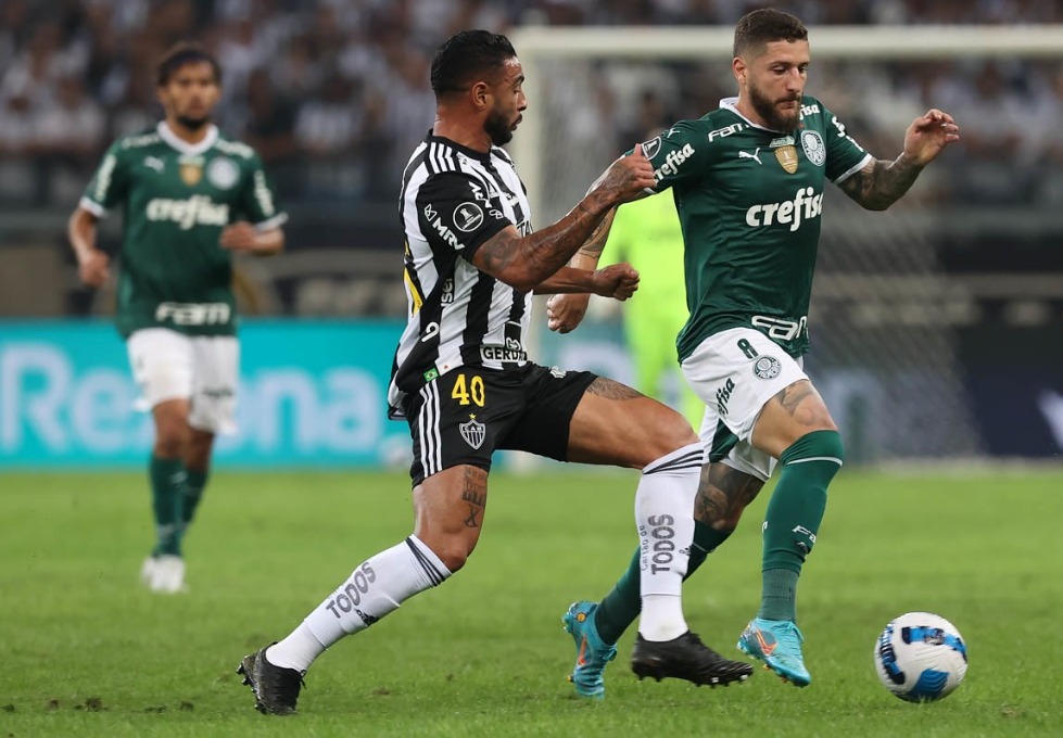 Atlético sai na frente, Palmeiras reage e empata no Mineirão