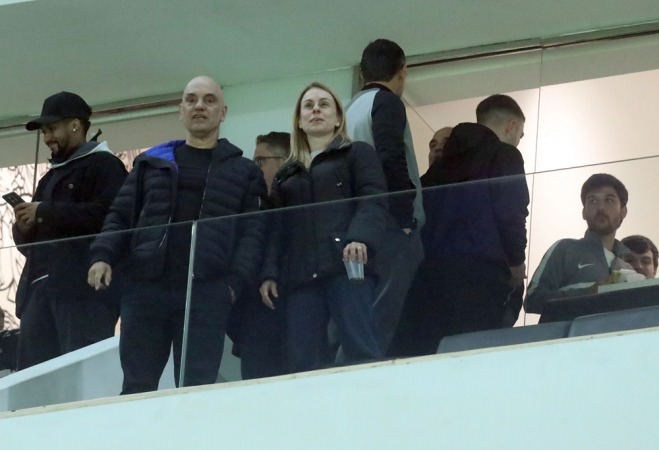 Moraes vai ao jogo do Corinthians horas depois de virar alvo da Lei Magnitsky