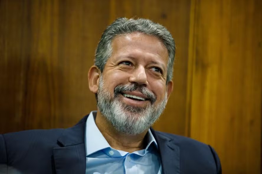 Entrevista: Lira diz que s reforma ministerial 'no salvar' o governo e defende 'arrumao de baixo para cima'