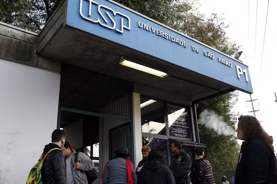 USP fica entre as 100 melhores universidades do mundo em ranking britânico