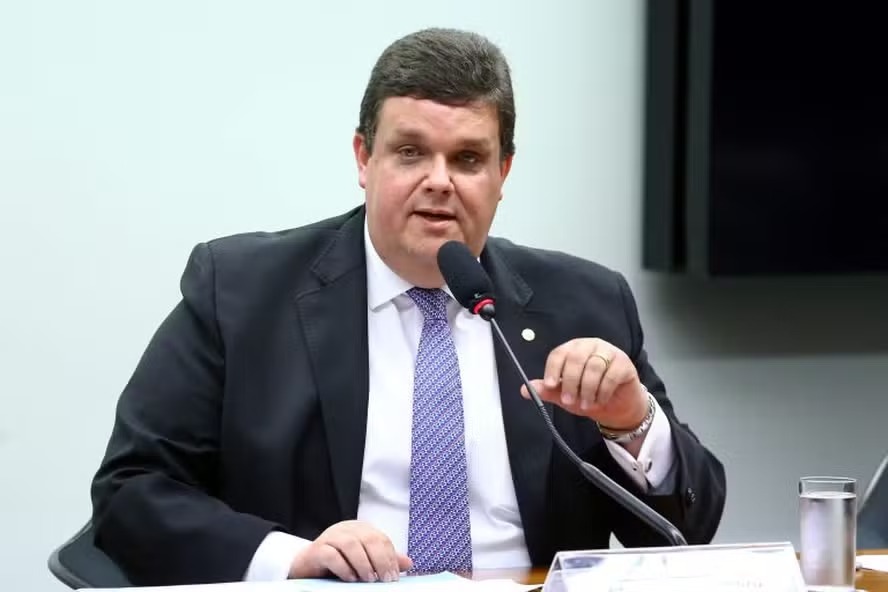 Planalto e PDT veem secretrio-executivo de Lupi como opo para substitu-lo em ministrio