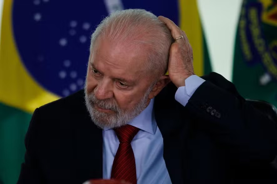 Mdico de Lula: 'foi um sangramento cerebral, independentemente da idade, a viagem teria que ser cancelada