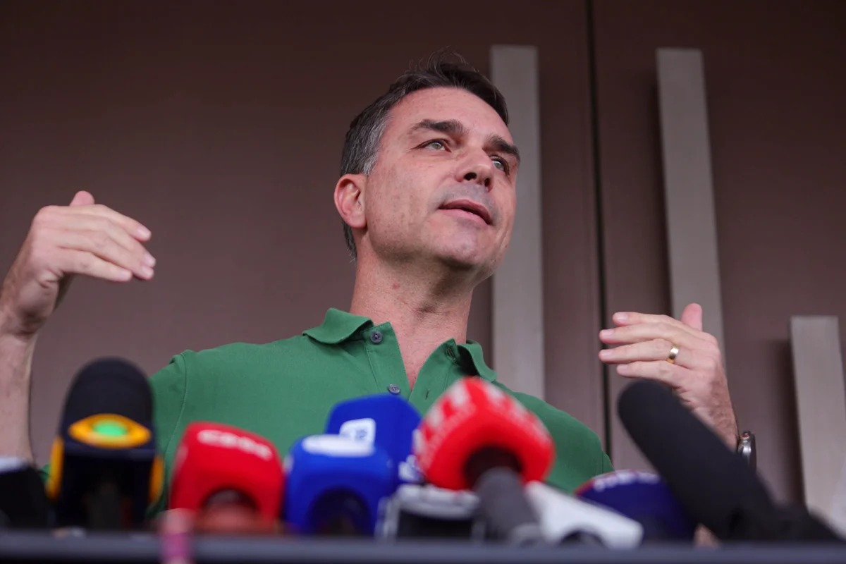 De olho em SP, partido de Alckmin torce por candidatura de Flávio