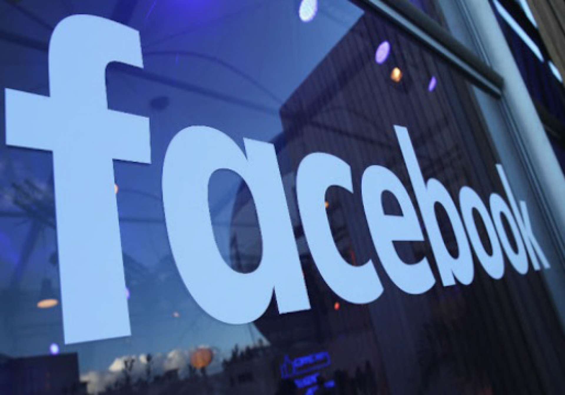 Facebook entra para o seleto 'clube do trilho'