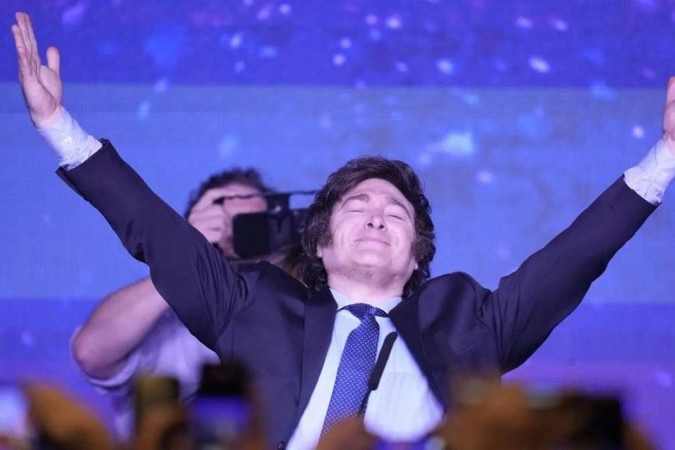 Candidato da direita Javier Milei vence eleição presidencial argentina