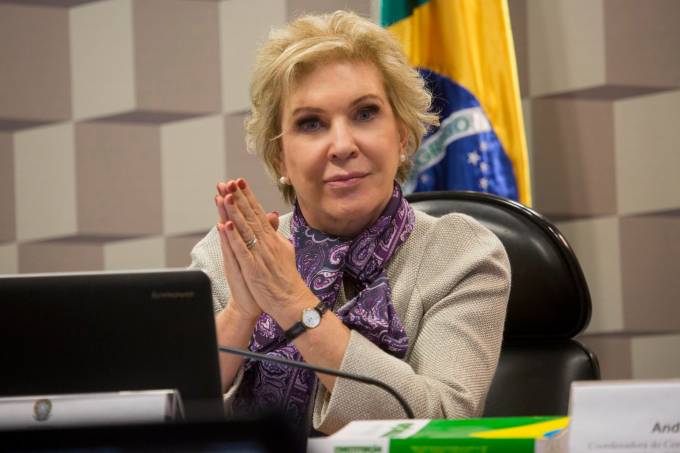 Painel Folha: Marta Suplicy troca cúpula de Secretaria das Relações Internacionais da Prefeitura