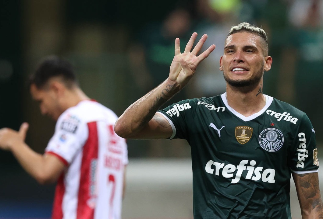 Palmeiras se destaca na Libertadores com goleada de 8x1