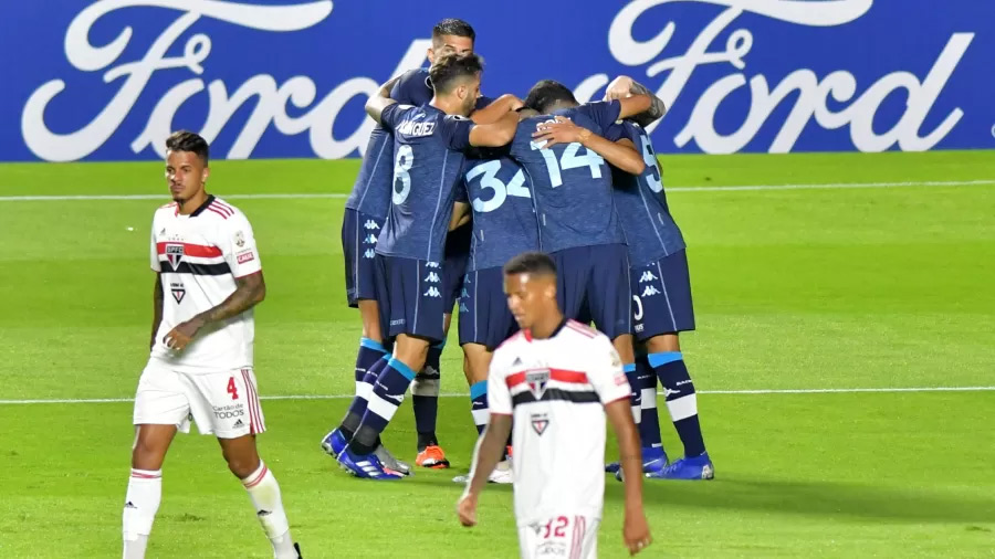Brasileiros tm noite do terror na Libertadores com quatro derrotas