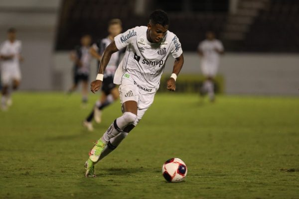 Copa de Futebol Júnior: Santos vence e Corinthians estreia hoje